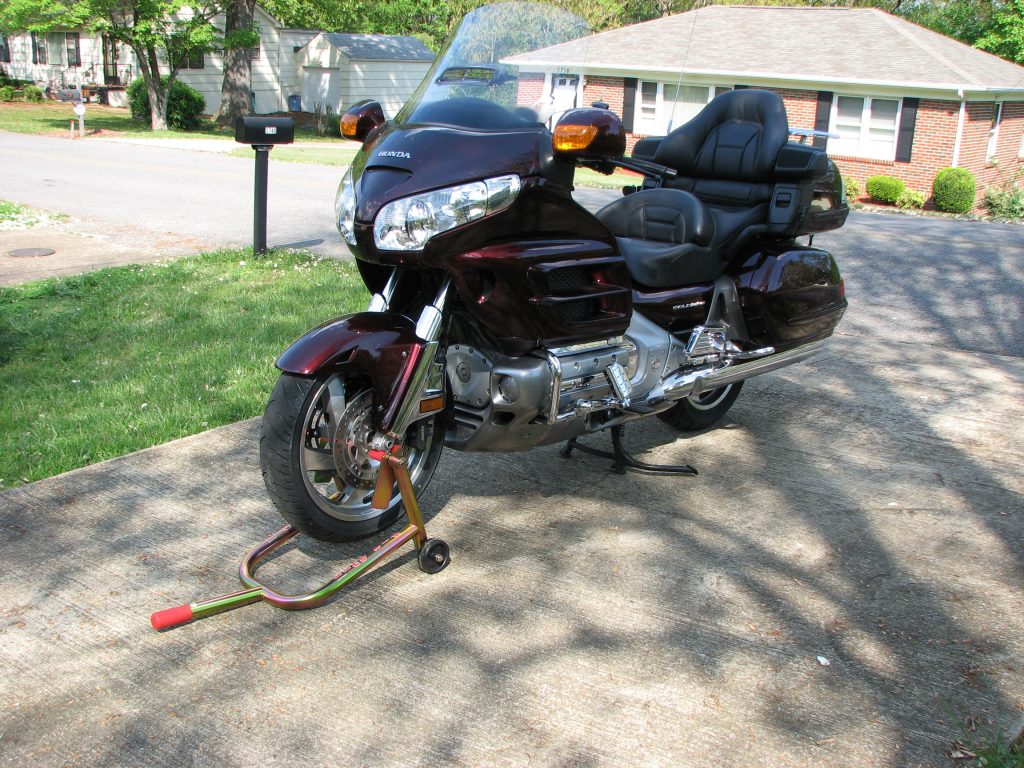 Motorcycle Stands – Choosing a Front Stand – Motorcycle Stands